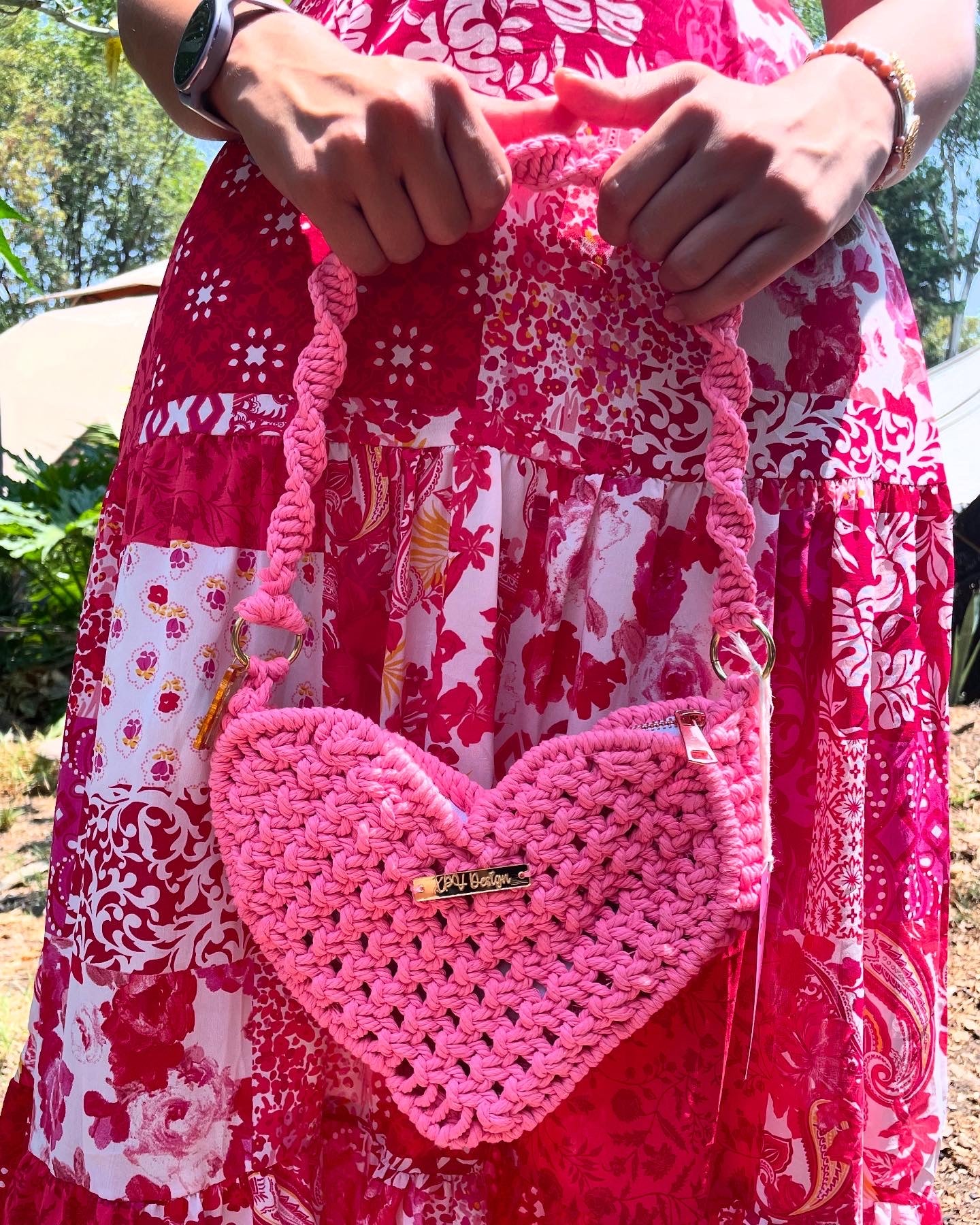 Bolsa de hombro corazón neon