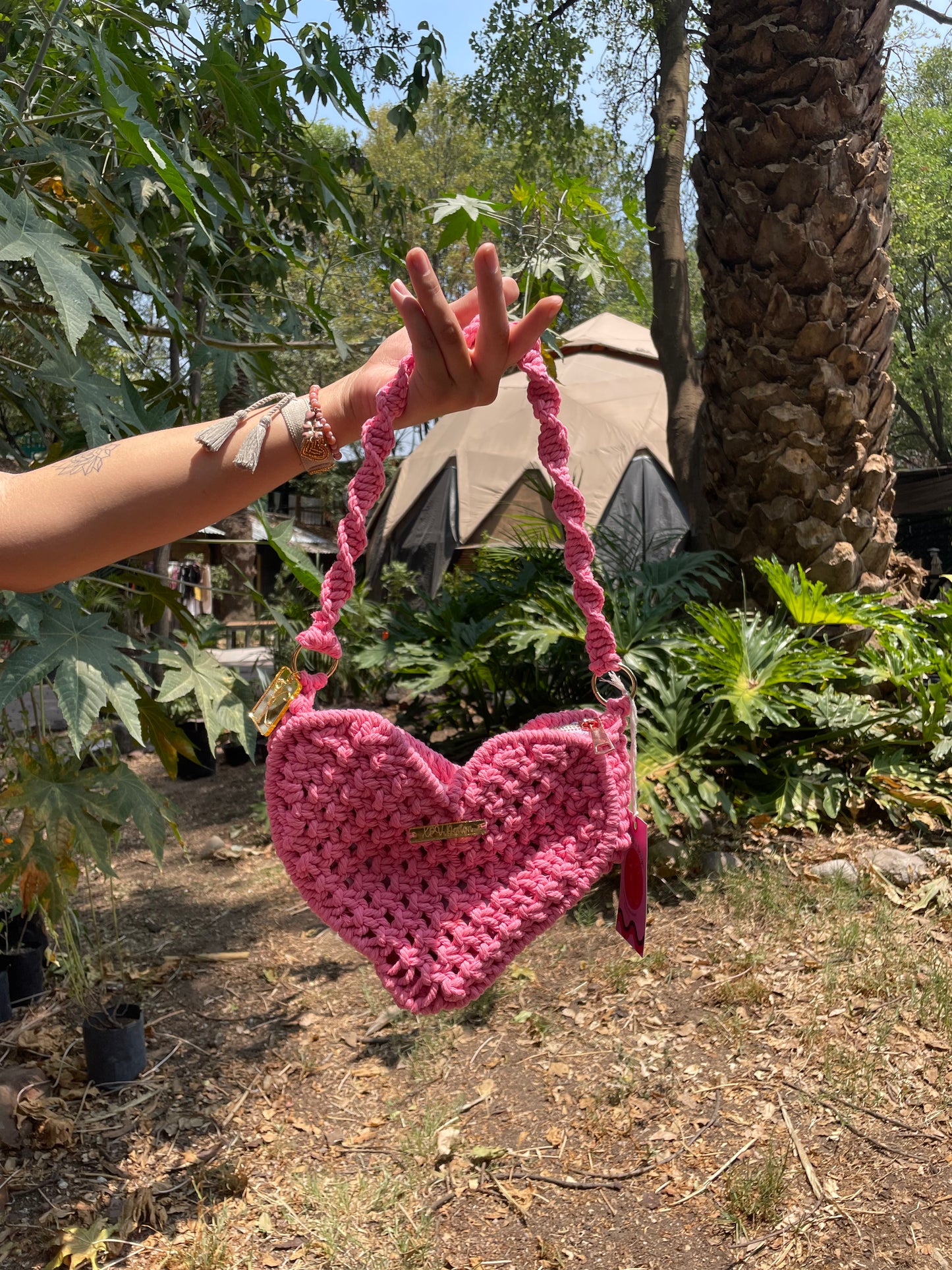 Bolsa de hombro corazón neon